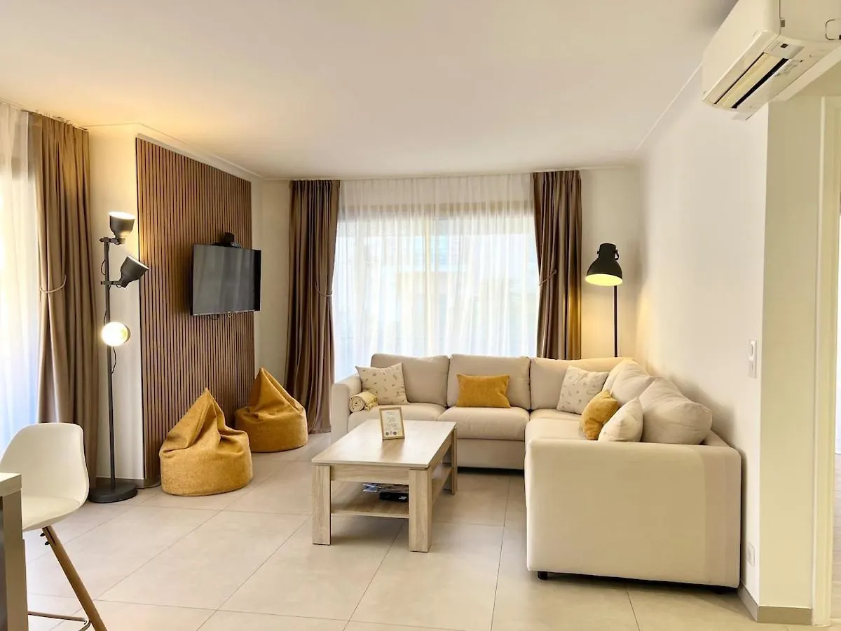 Beautiful 2 Rooms - Ac - Wifi - Near Palais Cannes 0*,